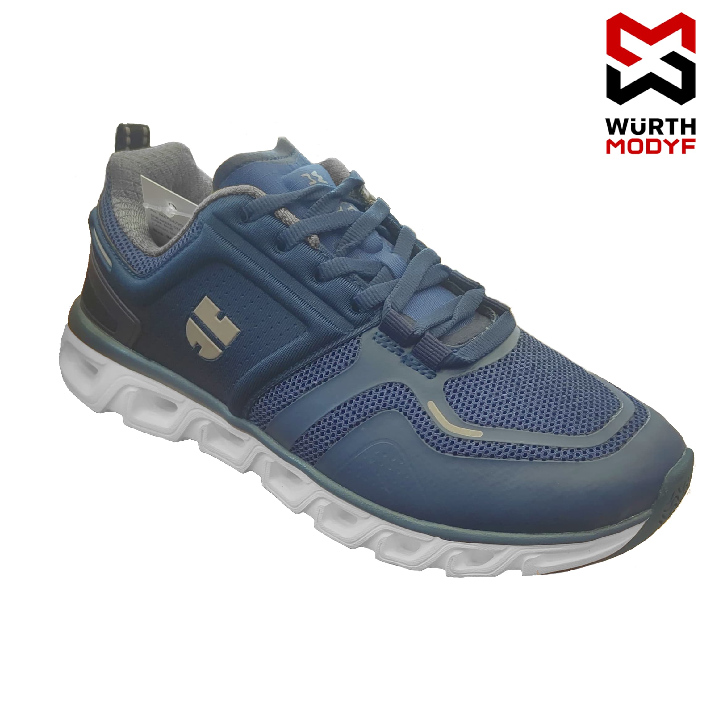 Кроссовки MODYF